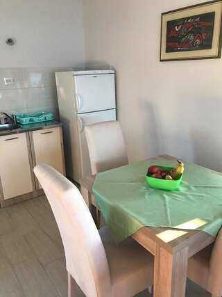 Дома для отпуска Krasici Green House Тиват Номер-студио с видом на море-7