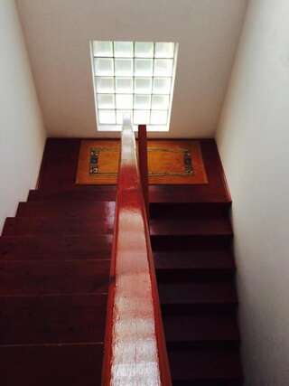 Дома для отпуска Krasici Green House Тиват Двухуровневый дом располагает четырьмя спальнями и террасой и видом на море.-32