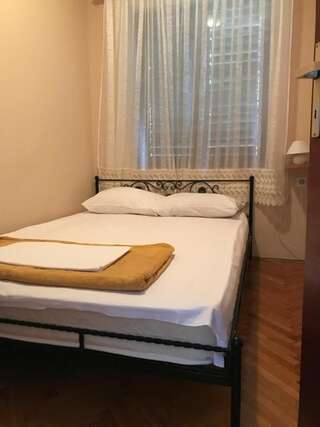 Дома для отпуска Krasici Green House Тиват Двухуровневый дом располагает четырьмя спальнями и террасой и видом на море.-58